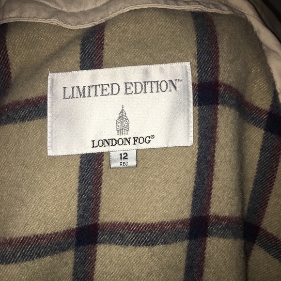 London Fog Limited Edition Coat ❄️ - Picture 6 of 6